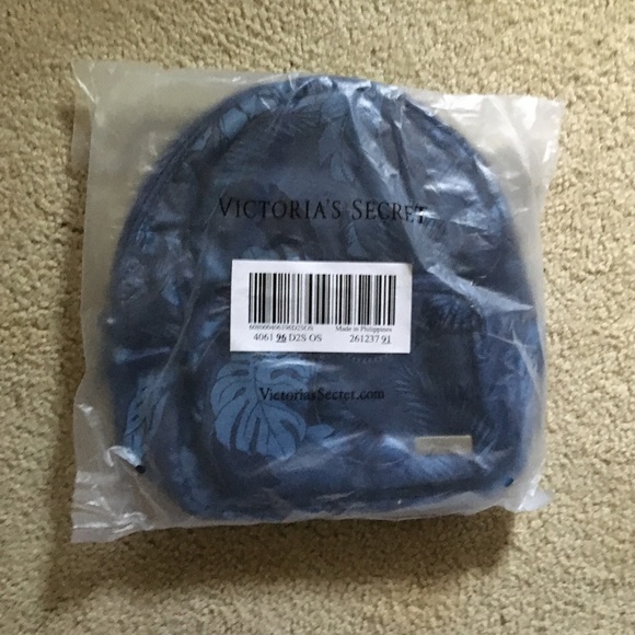 😍VS PINK Ripstop Mini Backpack - Picture 5 of 6